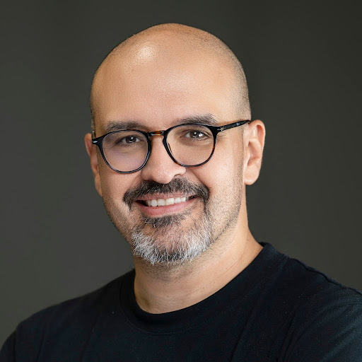 Horacio Gonzalez (LostInBrittany)